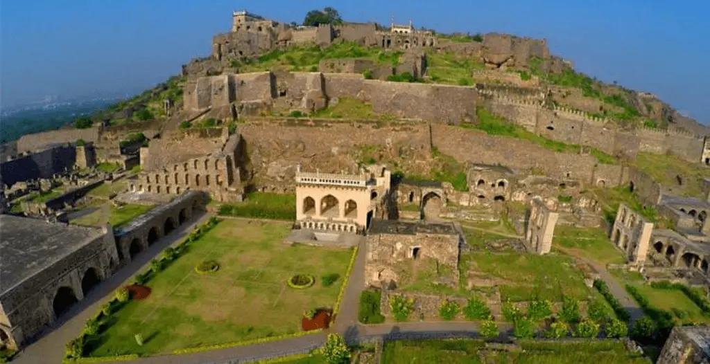 An image showing golconda-fort