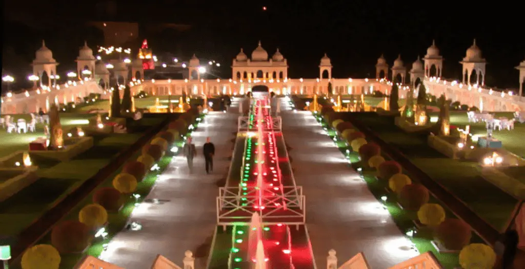 An image showing ramoji film city in Hyderabad